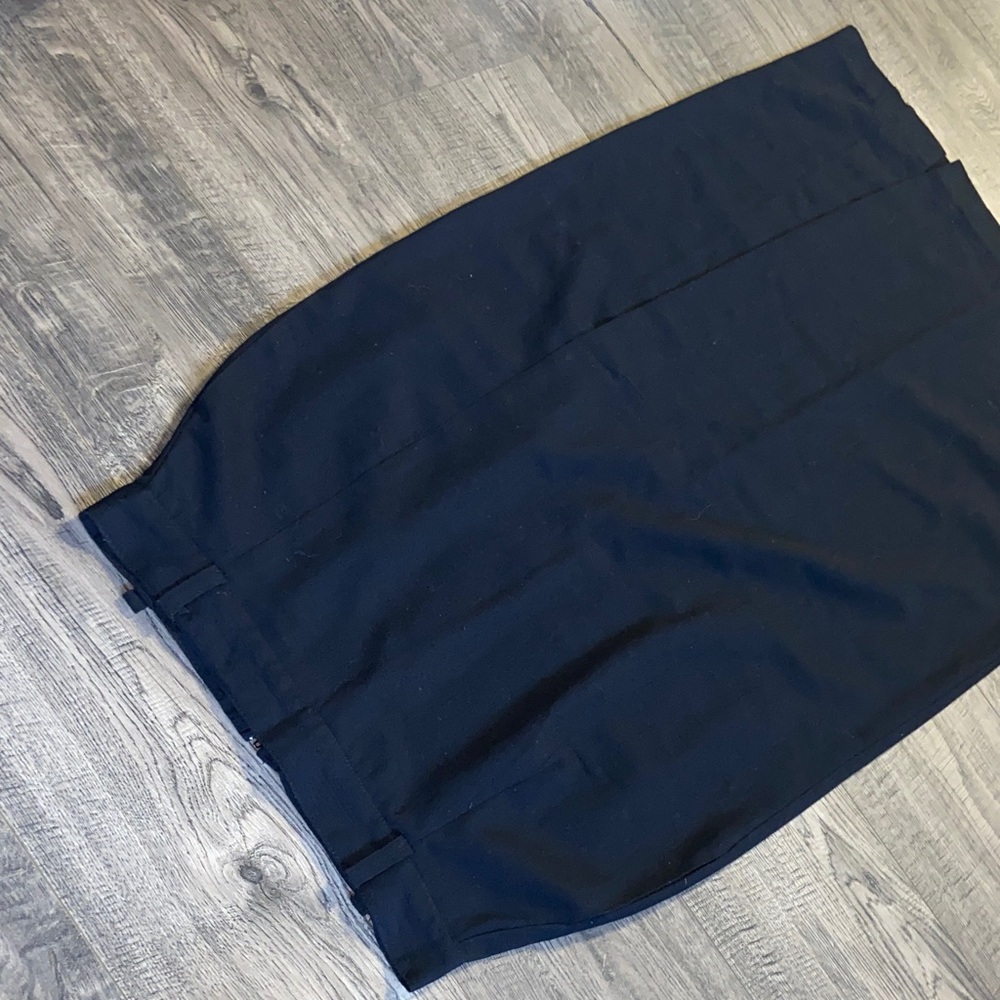 Classic Black Pencil Skirt - Women's Professional Skirt